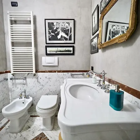 Appartamento Elegante E Lussuosa Dimora Barnabiti Genova