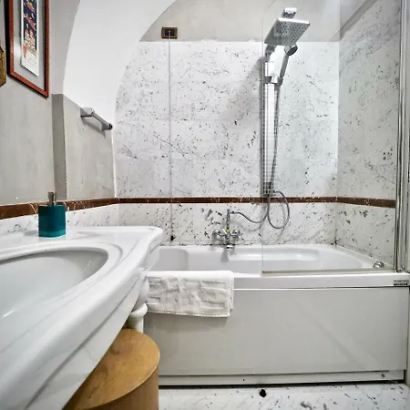 Elegante E Lussuosa Dimora Barnabiti *